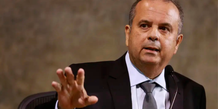 Rogério Marinho protocola PEC alternativa ao fim da escala 6×1 e amplia debate sobre jornada de trabalho