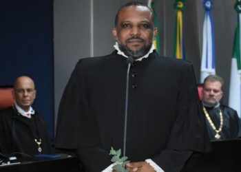 Kleidson Nascimento Santos toma posse como novo desembargador do Tribunal de Justiça de Sergipe